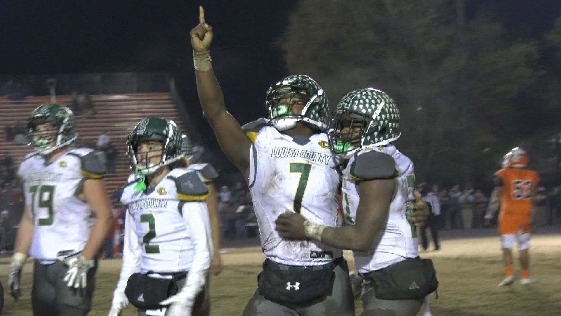 louisa-county-football-sweeps-class-4-player-of-year-awards-wvir