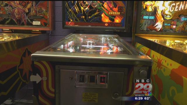Decades Arcade Hosts Pinball Tournament, Dominion Pinball League
