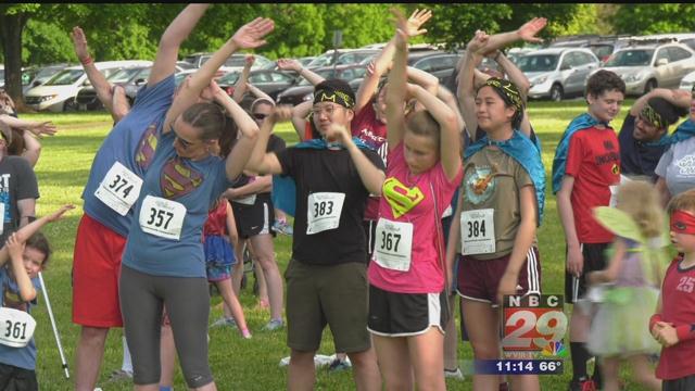 Charlottesvillle Runners Take Part in Super Hero Fun Run